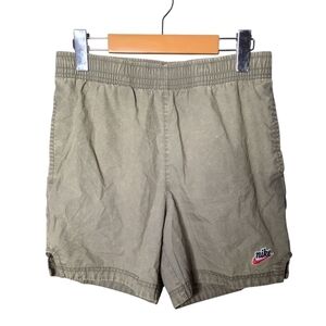 nike heritage essentials washed woven shorts in dusty khaki